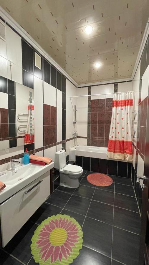 Rosa Roze Luxe House Hotel Karaganda Luaran gambar