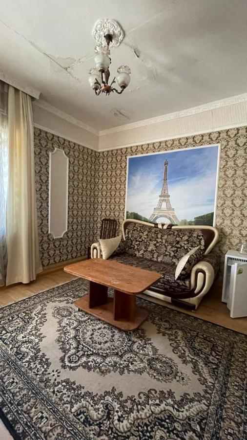 Rosa Roze Luxe House Hotel Karaganda Luaran gambar